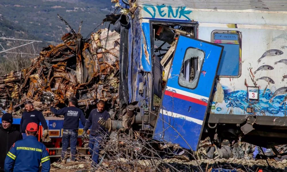 Τέμπη: Διαψεύδει η εισαγγελία του Αρείου την εύρεση ανθρωπίνων μελών